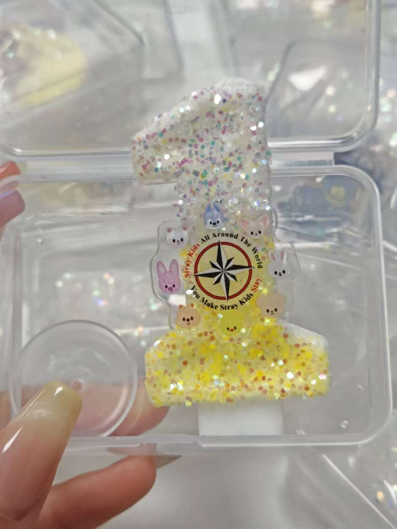 SKZOO K-pop cartoon Group 0-9  - Holiday Candle Set review and price